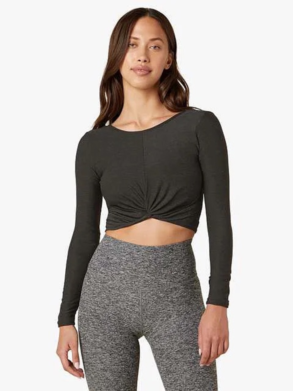 Beyond Yoga featherweight twist of fate pullover